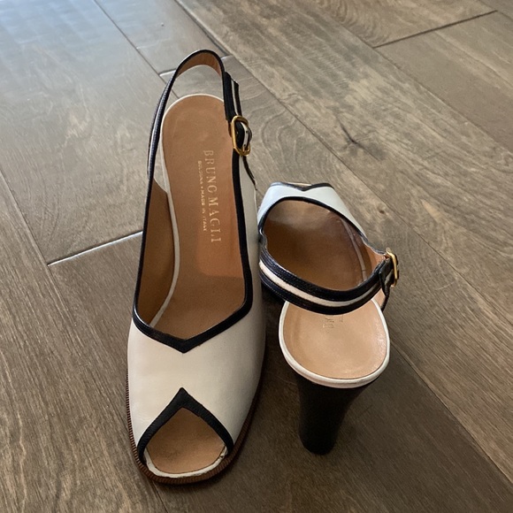 Bruno Magli Vintage Black and White Slingback Heels Size 8.5 - Picture 5 of 7